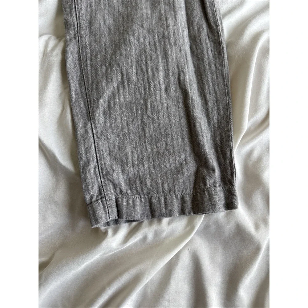 Banana‎ Republic Men's Light Gray Mason Chino Pant. Size 31x30.